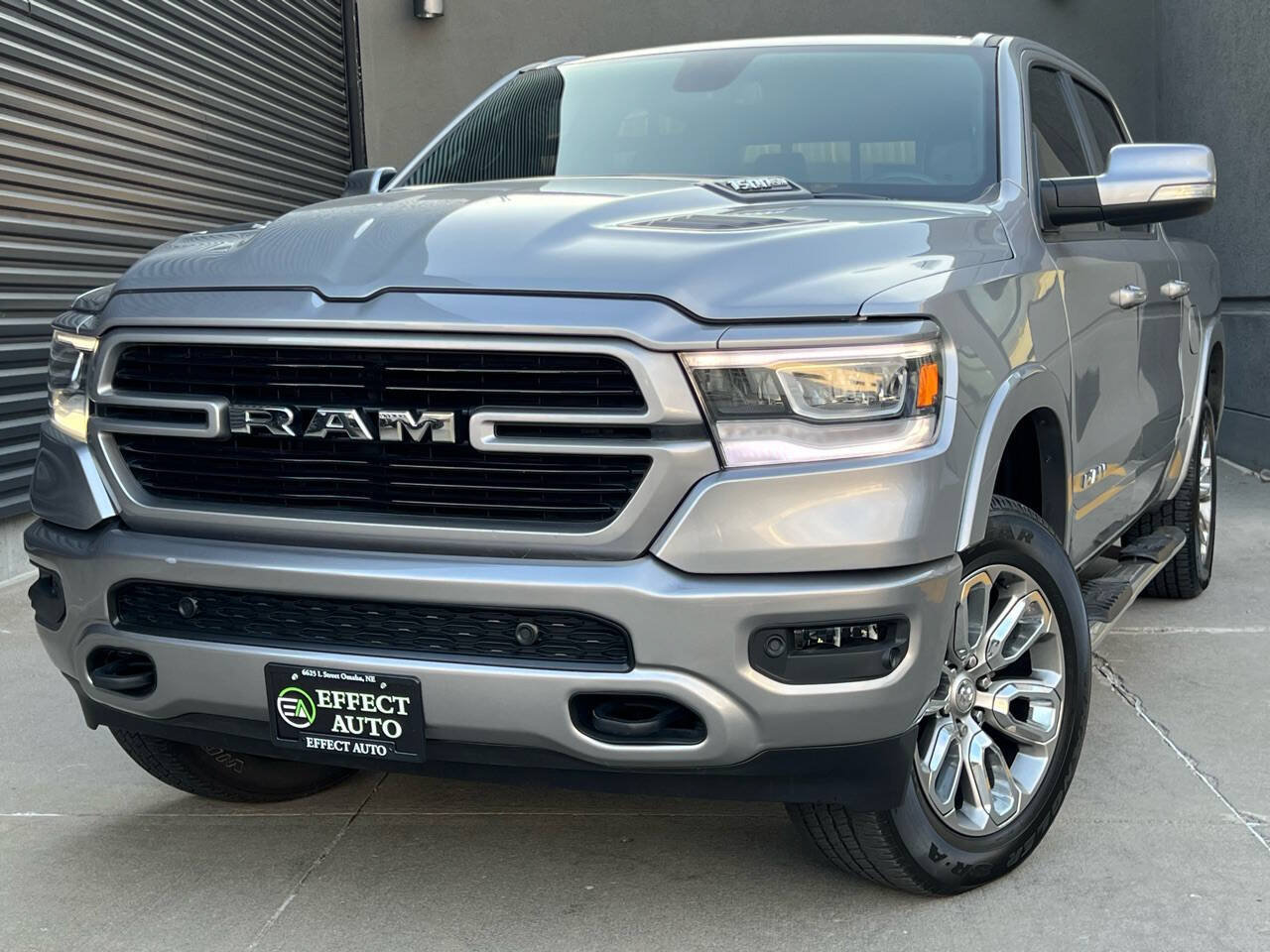 Used 2020 RAM 1500 Laramie w/ Sport Appearance Package AWD/4WD image 3