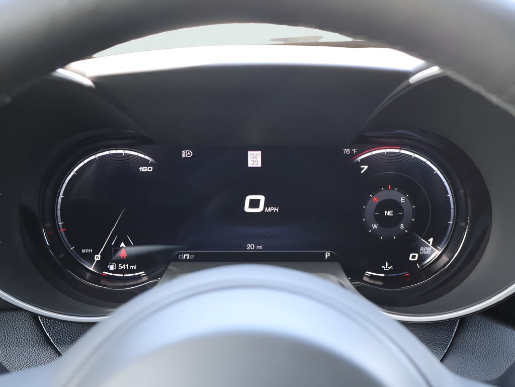 New 2026 Alfa Romeo Giulia AWD image 30