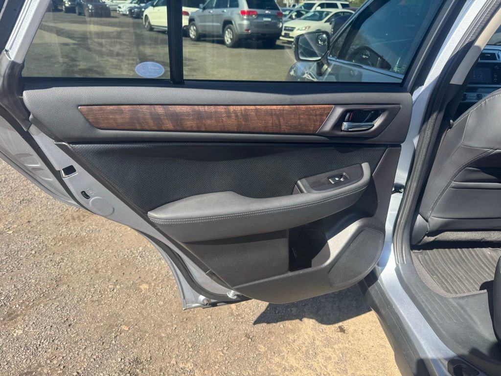 Used 2016 Subaru Outback 2.5i Limited AWD/4WD image 22