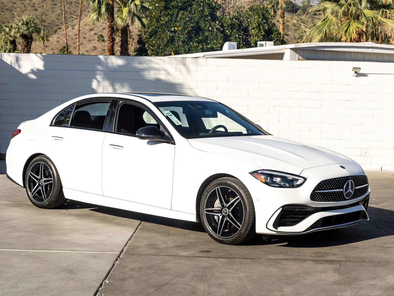 Used 2024 Mercedes-Benz C 300 Sedan image 2