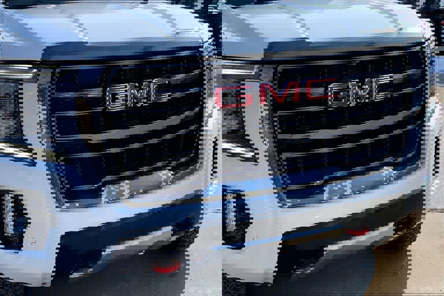 Used 2022 GMC Yukon XL AT4 image 29