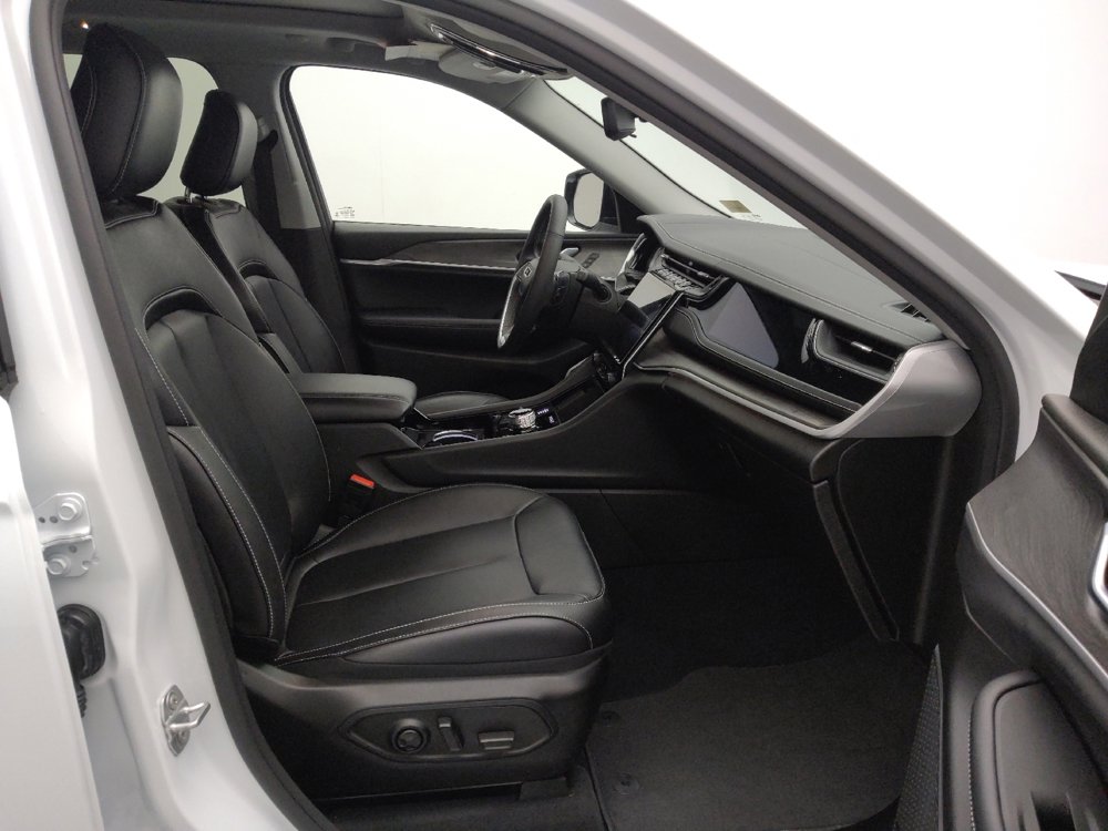 Used 2022 Jeep Grand Cherokee Limited 4xe image 21