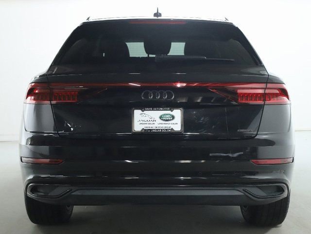 Used 2022 Audi Q8 Premium w/ Convenience Package image 7