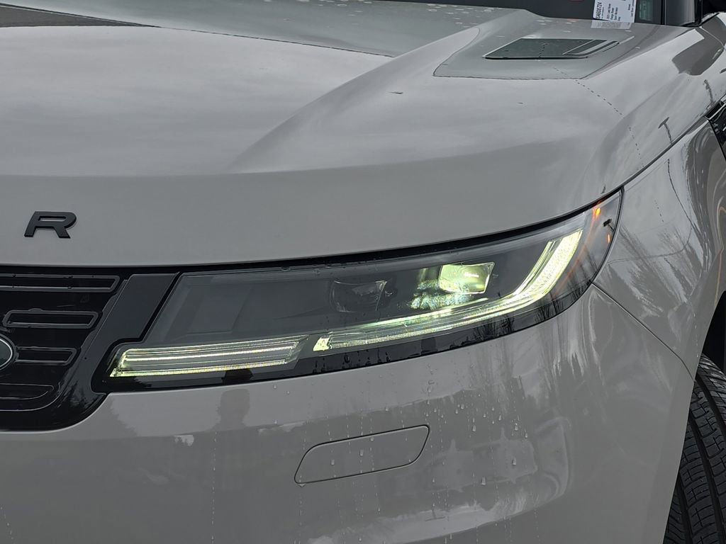 New 2025 Land Rover Range Rover Sport Dynamic SE AWD/4WD image 33