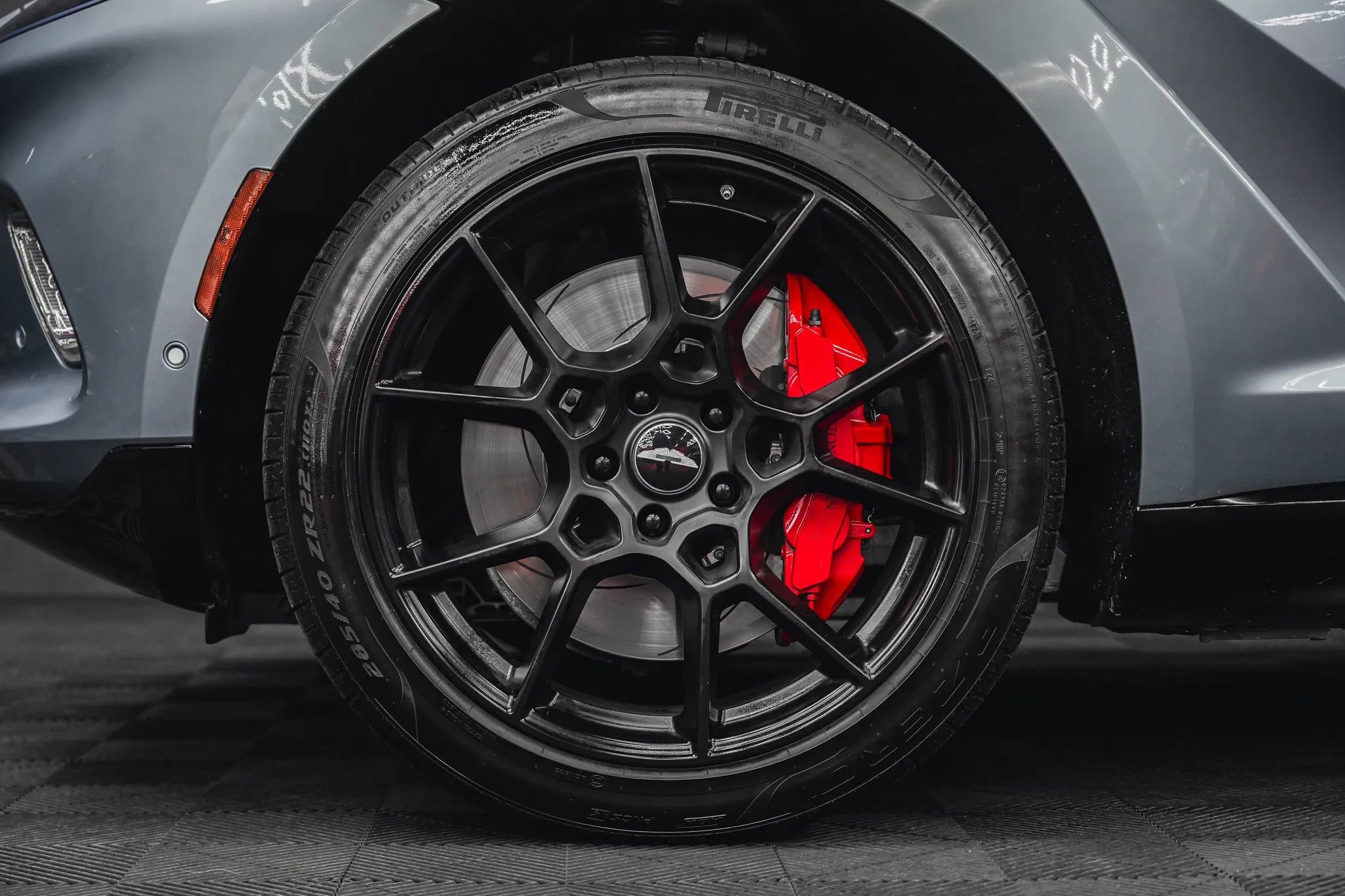 Used 2021 Aston Martin DBX AWD/4WD image 15