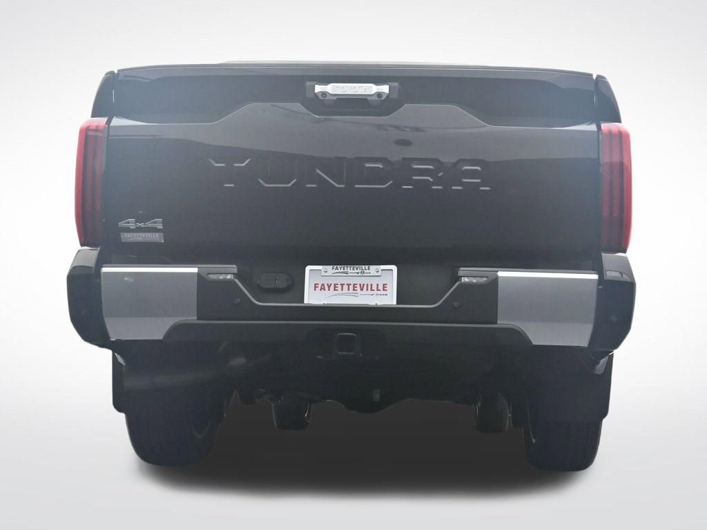 Used 2025 Toyota Tundra Limited AWD/4WD image 34