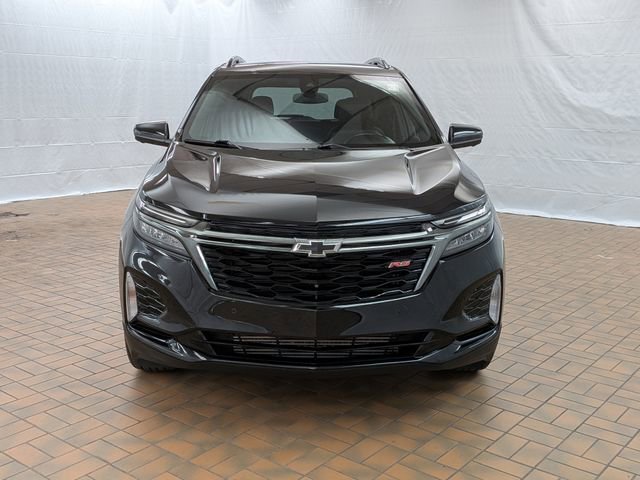 Used 2023 Chevrolet Equinox RS FWD image 2