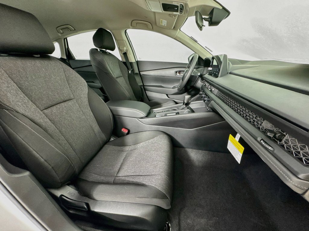 Used 2026 Honda Accord LX image 33