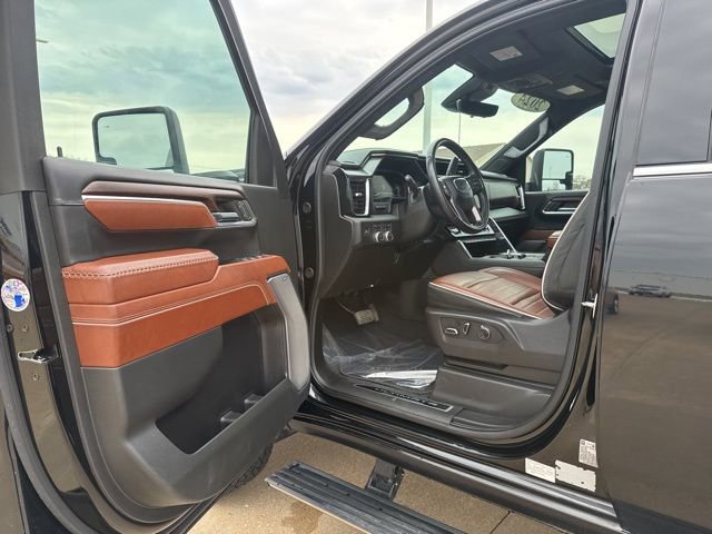 Used 2024 GMC Sierra 2500 Denali Ultimate image 11