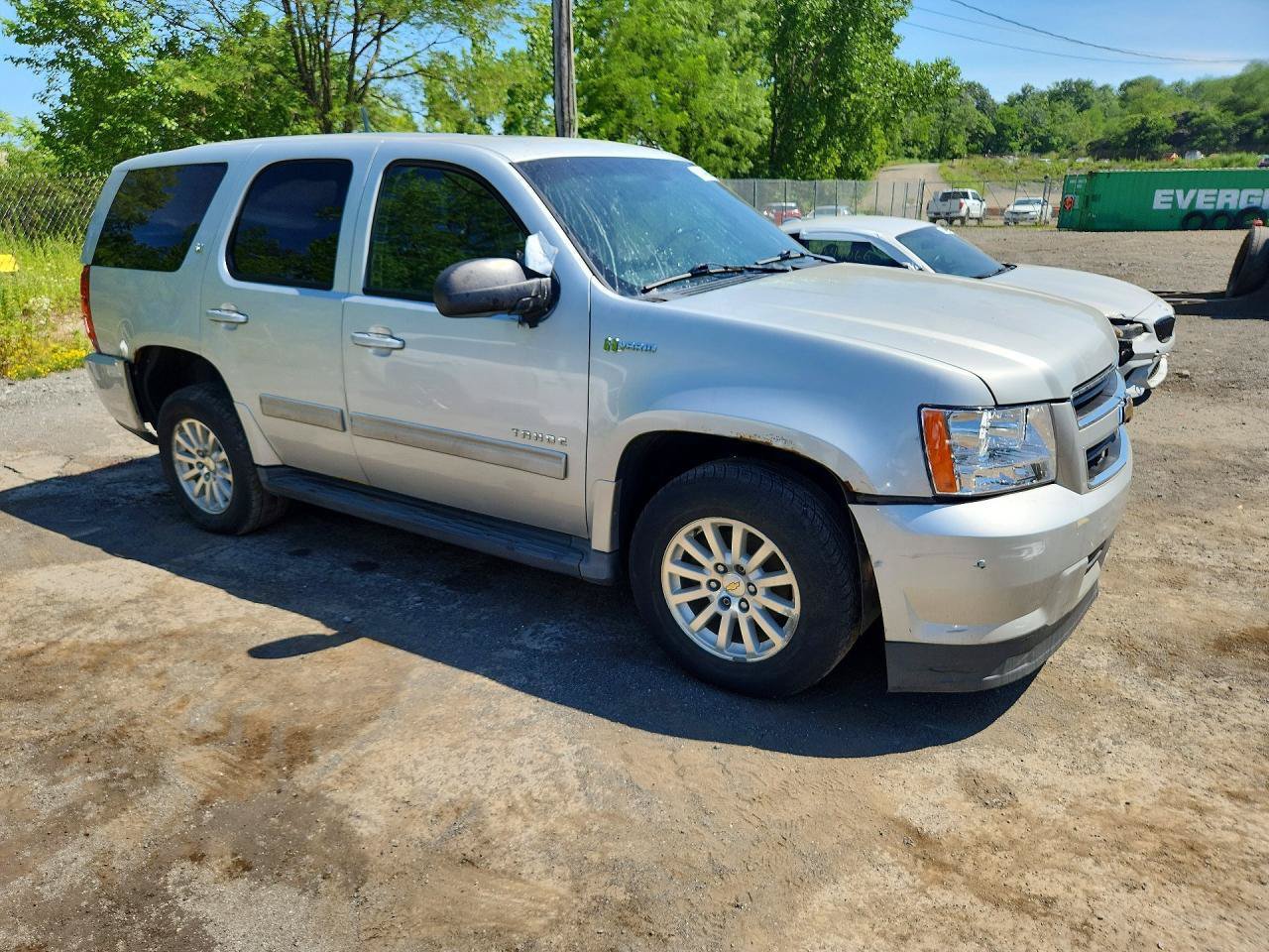 Used 2011 Chevrolet Tahoe 4WD Hybrid image 1