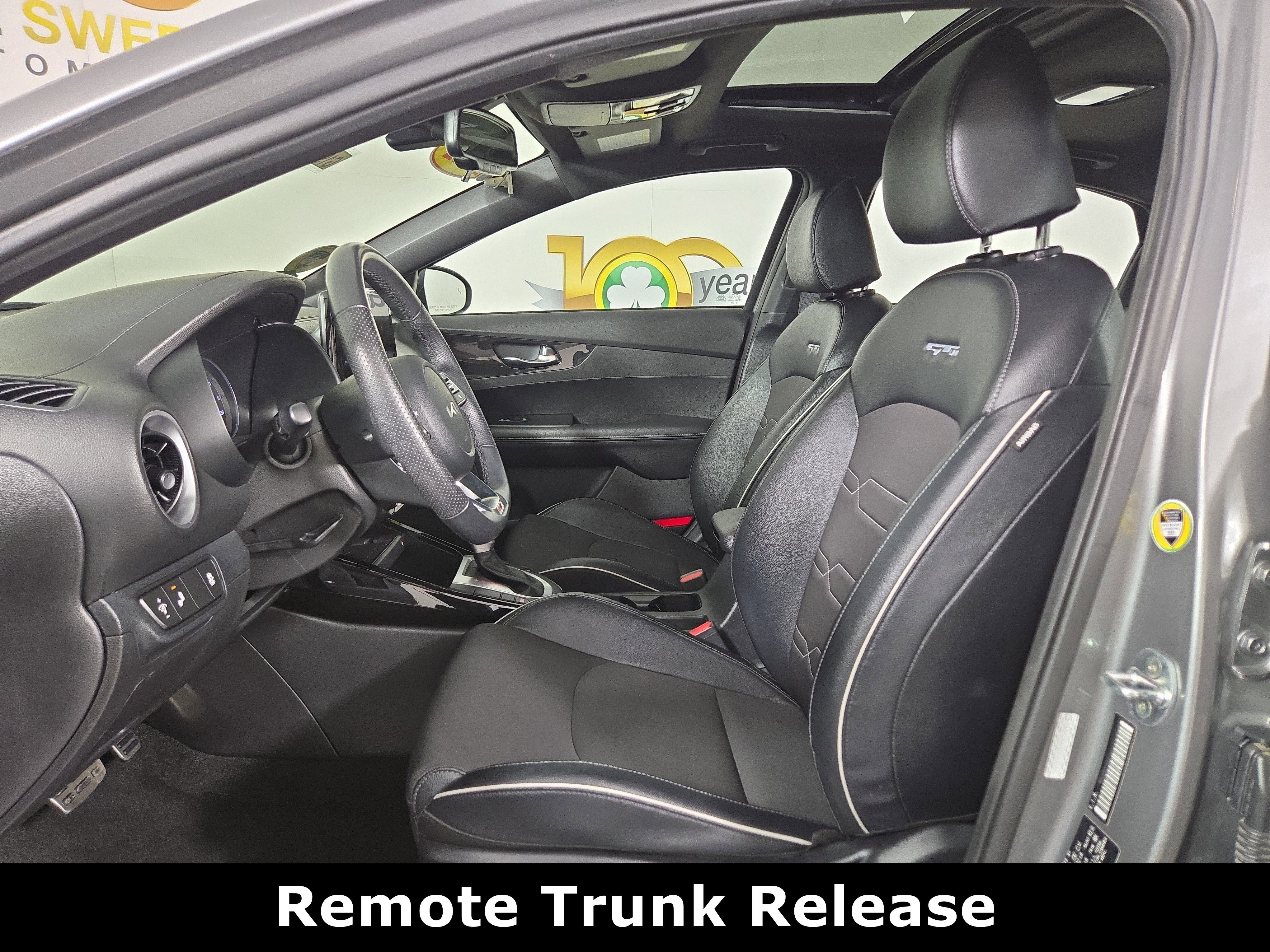 Used 2022 Kia Forte GT-Line w/ GT-Line Premium Package image 11