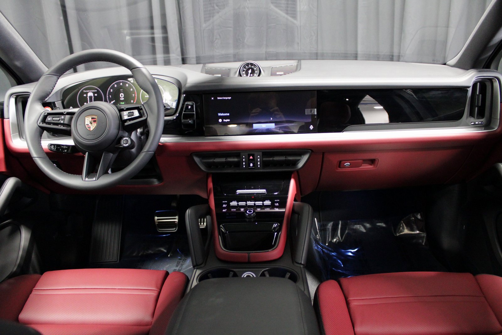 New 2026 Porsche Cayenne E-Hybrid Coupe image 24