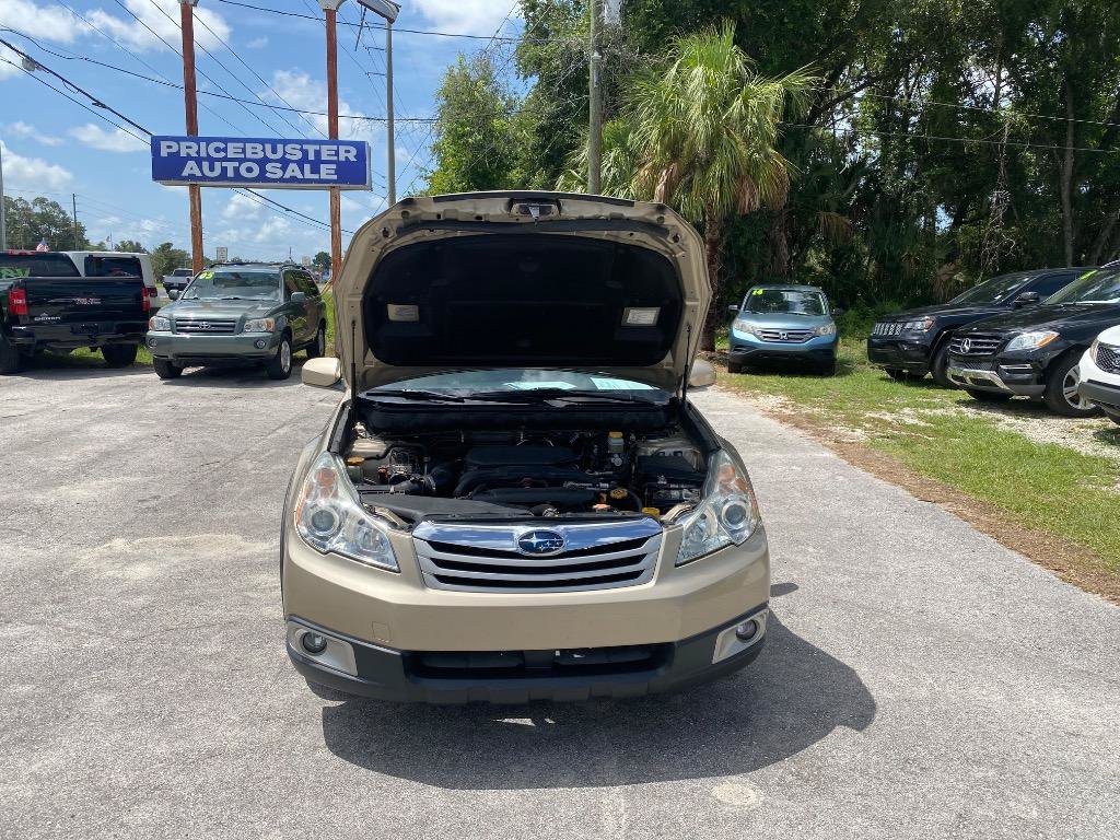 Used 2010 Subaru Outback 2.5i Premium AWD/4WD image 23