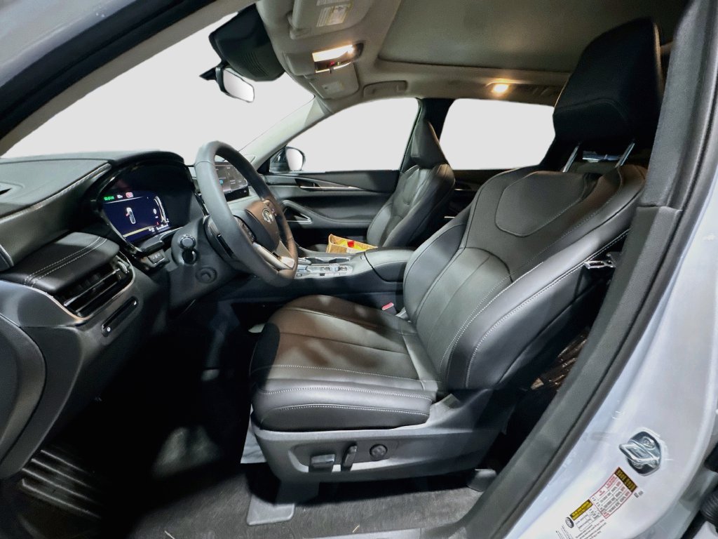 New 2027 INFINITI QX60 Luxe w/ Cargo Package FWD image 22