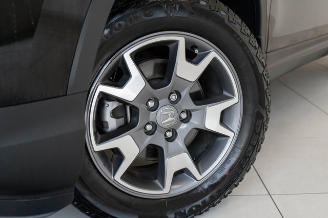 Used 2022 Honda Passport TrailSport image 2