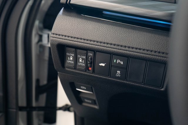 New 2026 Honda Odyssey Elite image 18