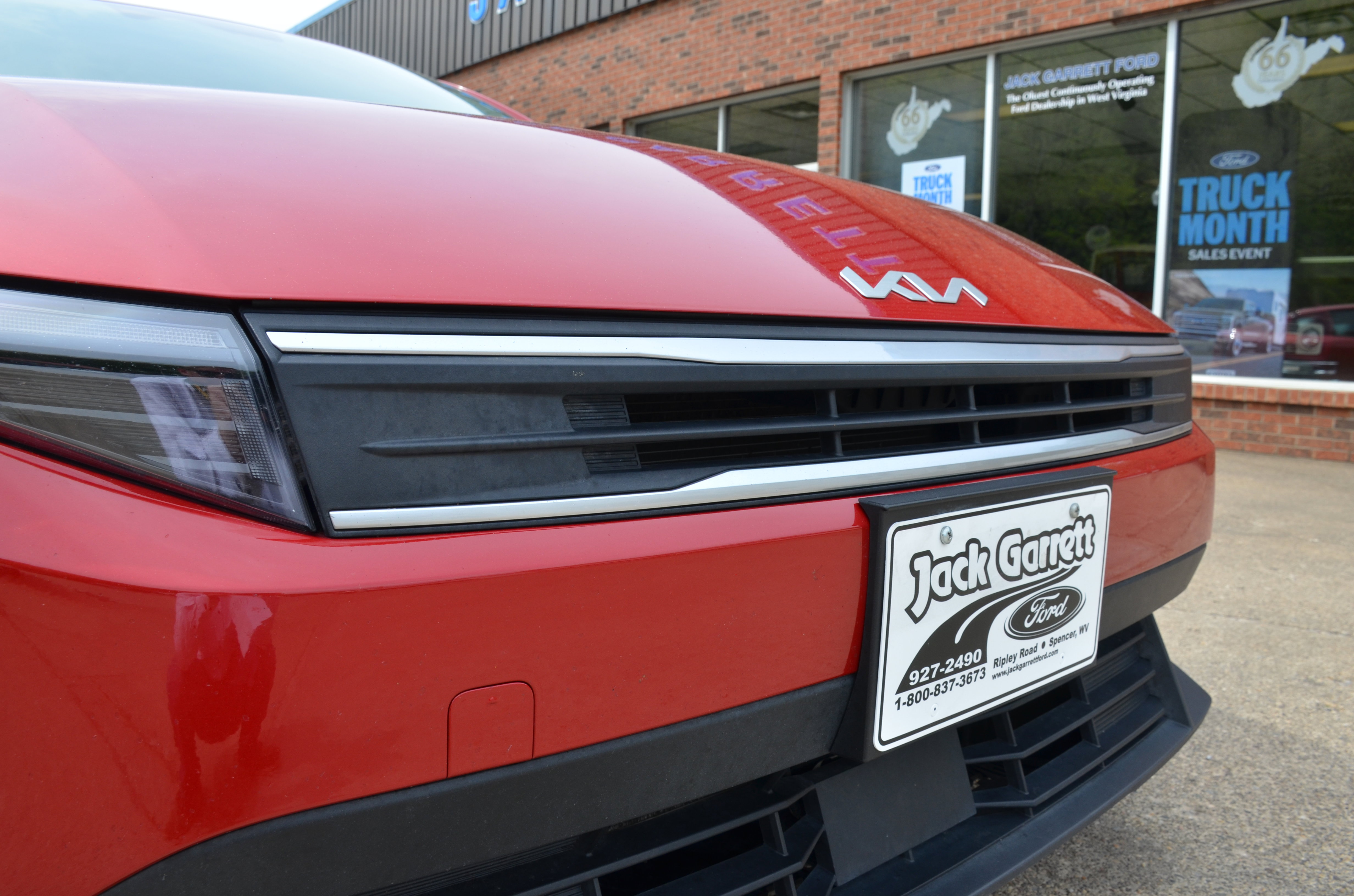Used 2025 Kia K4 FWD image 9