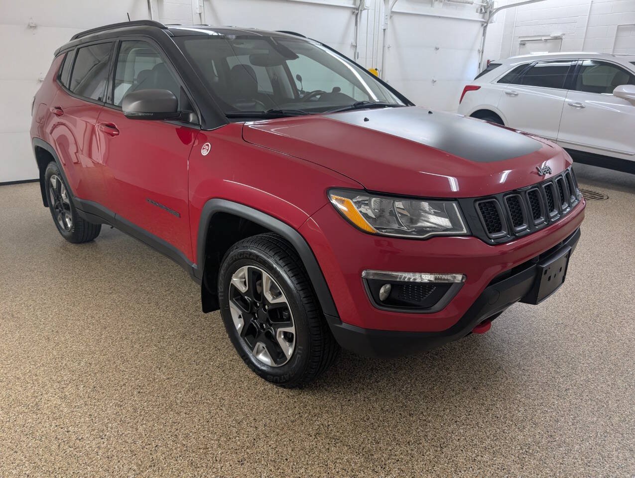 Used 2018 Jeep Compass Trailhawk w/ Safety & Security Group AWD/4WD image 5