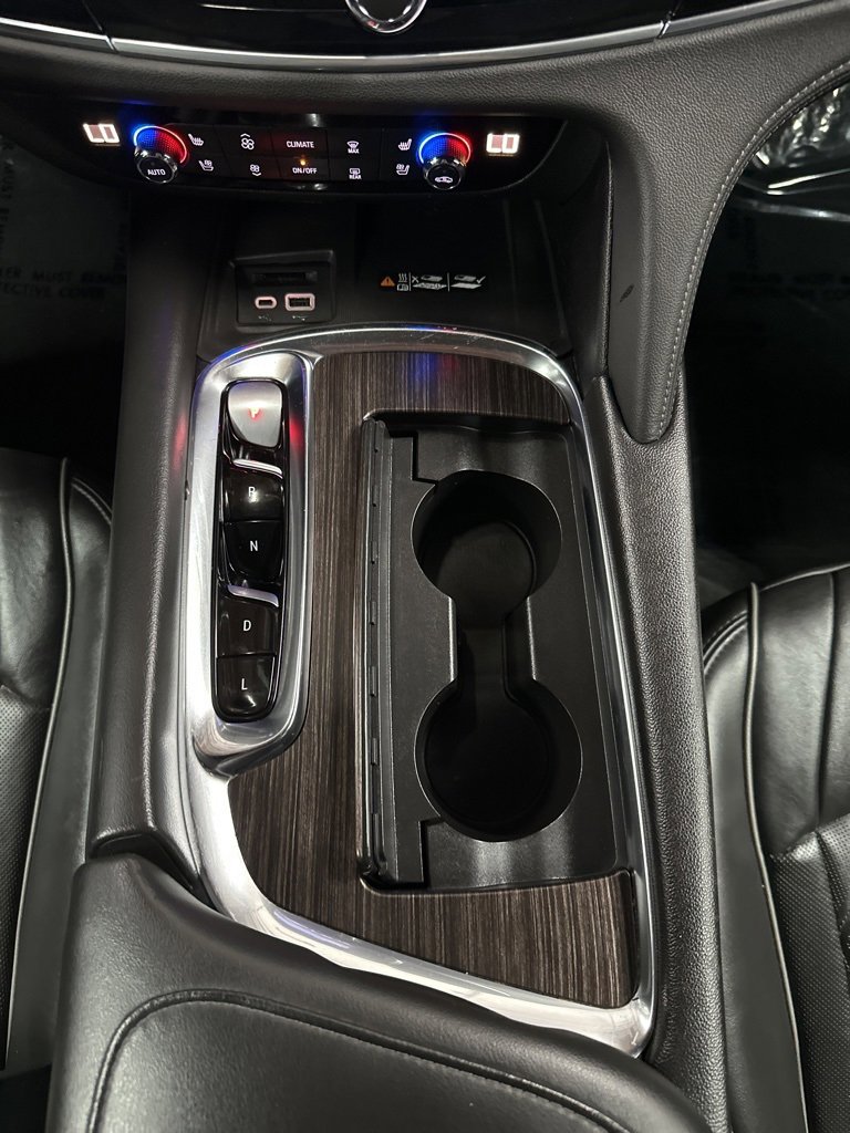 Used 2022 Buick Enclave Avenir w/ Avenir Technology Package image 24