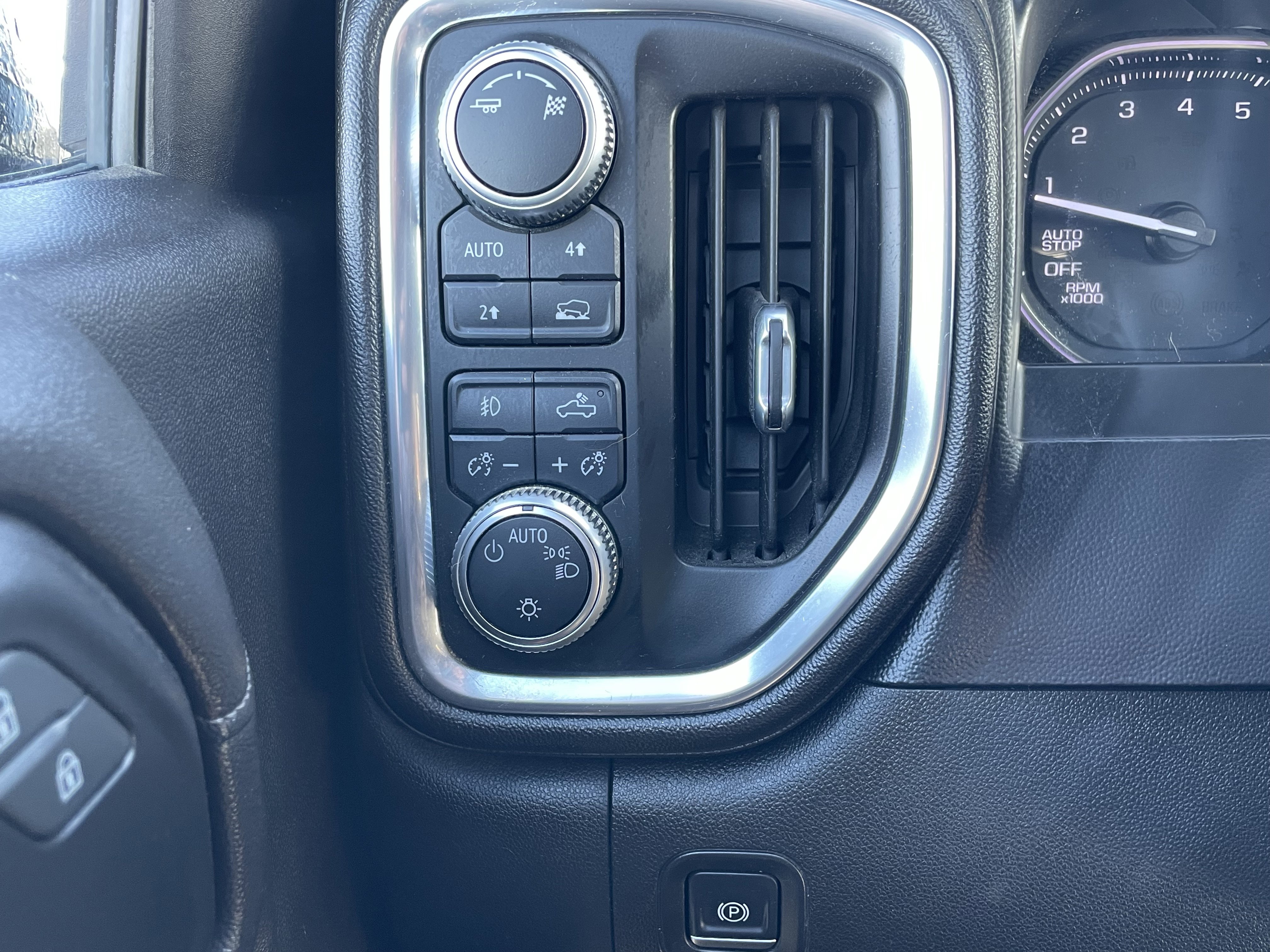 Used 2019 GMC Sierra 1500 Elevation image 15