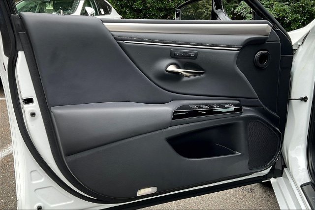Used 2023 Lexus ES 350 F Sport w/ Accessory Package (Z2) FWD image 20