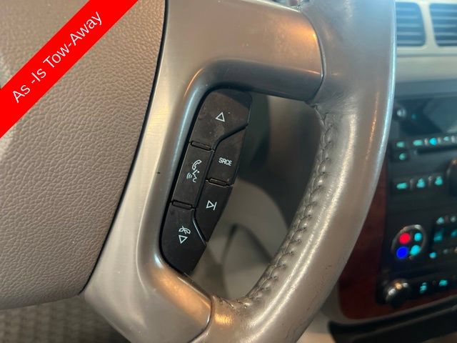 Used 2014 Chevrolet Suburban LT w/ Luxury Package AWD/4WD image 16