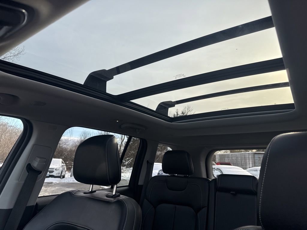 Used 2023 Jeep Grand Cherokee 4WD 4xe image 52