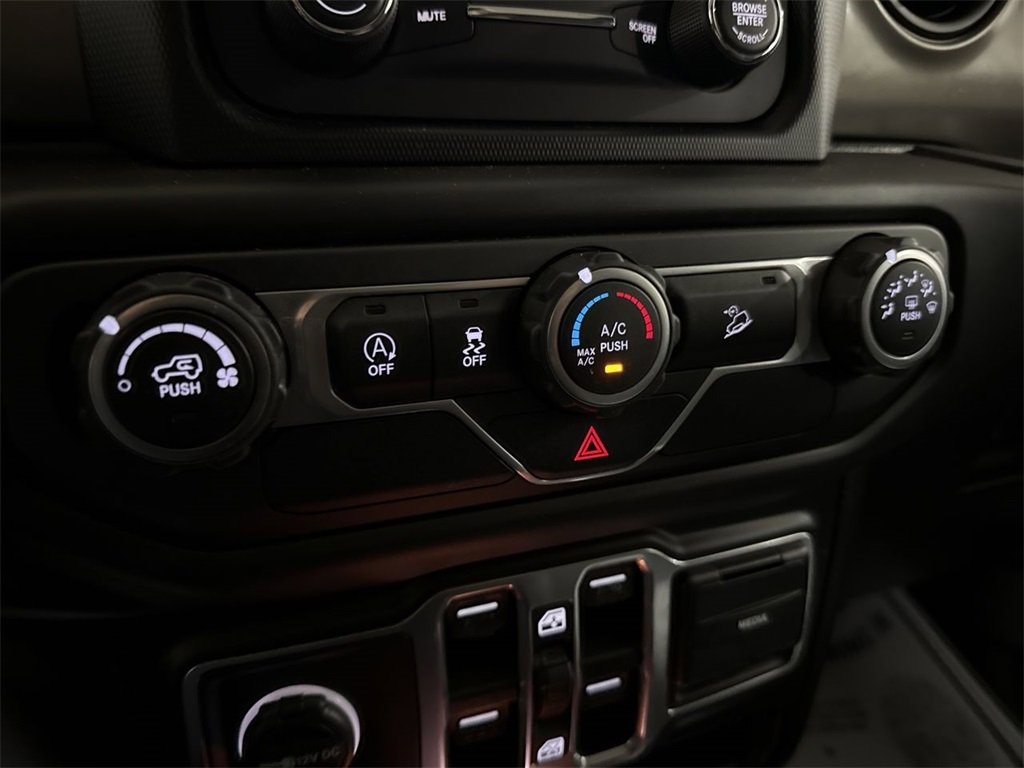 Used 2018 Jeep Wrangler Unlimited Sport S image 15