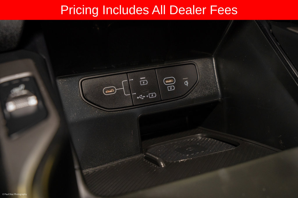 Certified 2024 Kia Sorento S FWD image 15