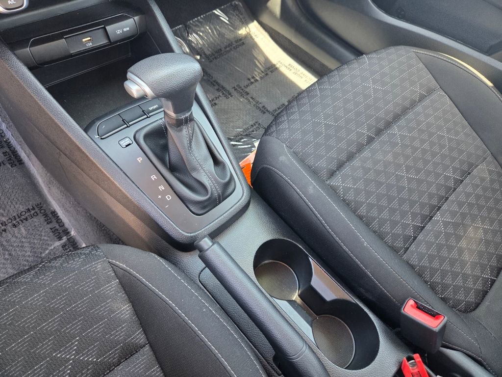 Used 2023 Kia Rio LX FWD image 26
