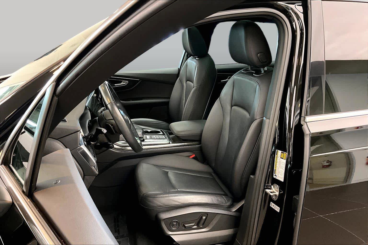 Used 2021 Audi Q7 2.0T Premium Plus w/ Premium Plus Package AWD/4WD image 8