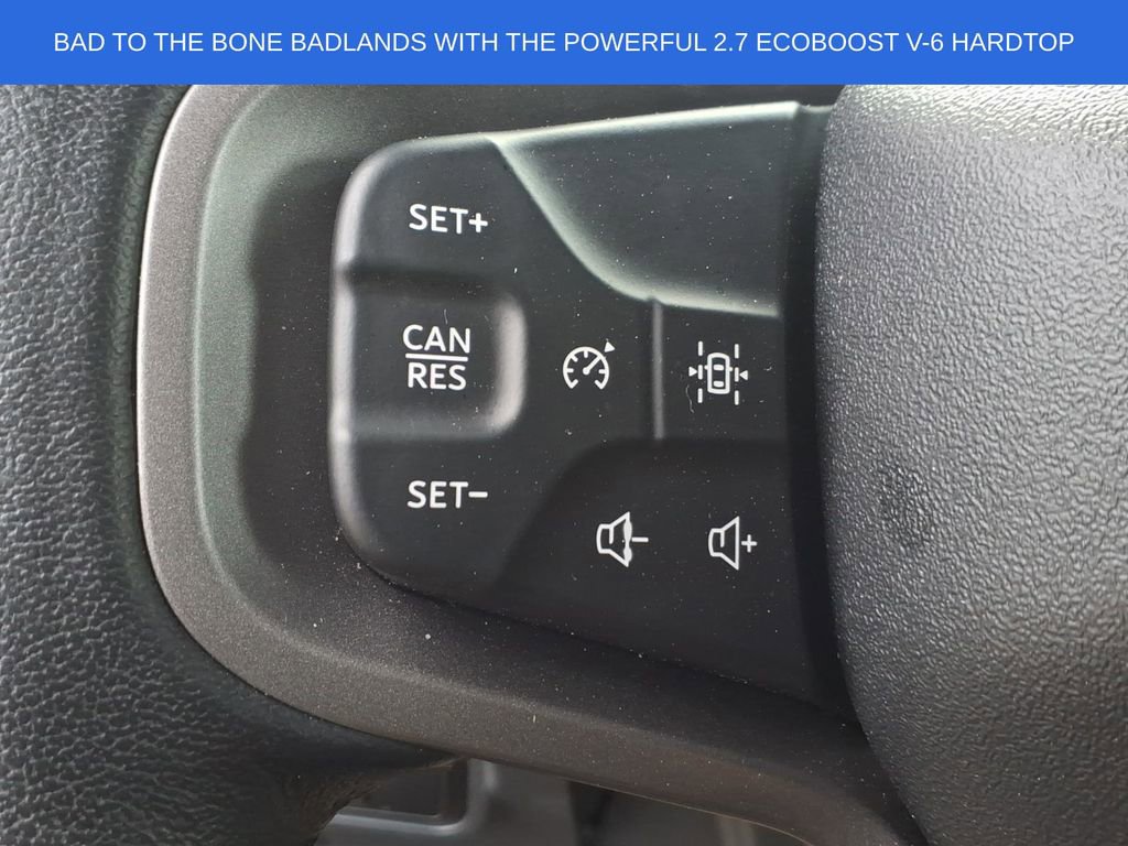 Used 2025 Ford Bronco Badlands image 22