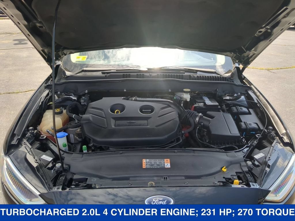 Used 2017 Ford Fusion SE w/ Fusion SE Technology Package AWD/4WD image 24