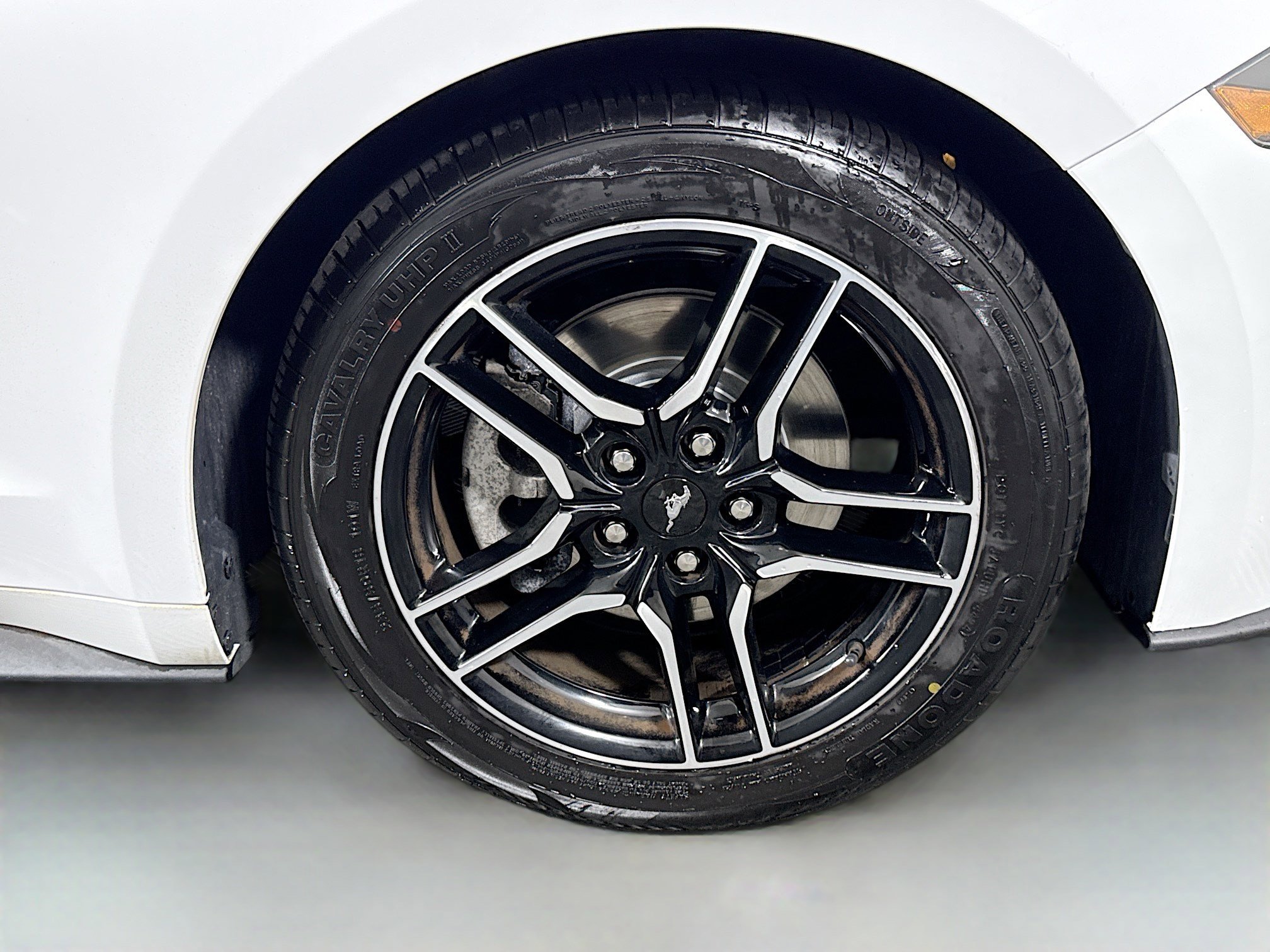 Used 2022 Ford Mustang Premium RWD image 30