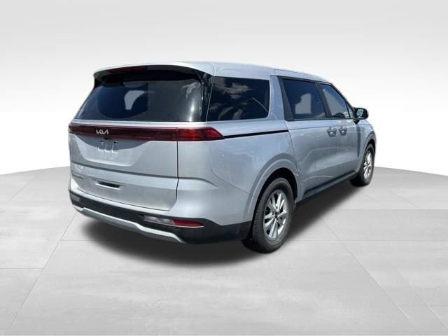Certified 2022 Kia Carnival LX FWD image 8