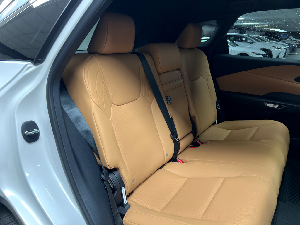New 2026 Lexus RX 350h AWD/4WD image 23