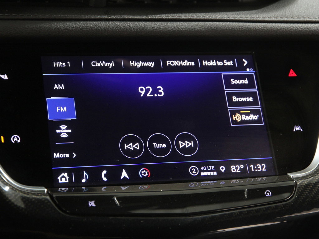 Used 2024 Cadillac XT6 Sport image 10