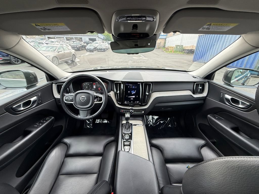 Used 2018 Volvo XC60 T6 Inscription w/ Convenience Package AWD/4WD image 24