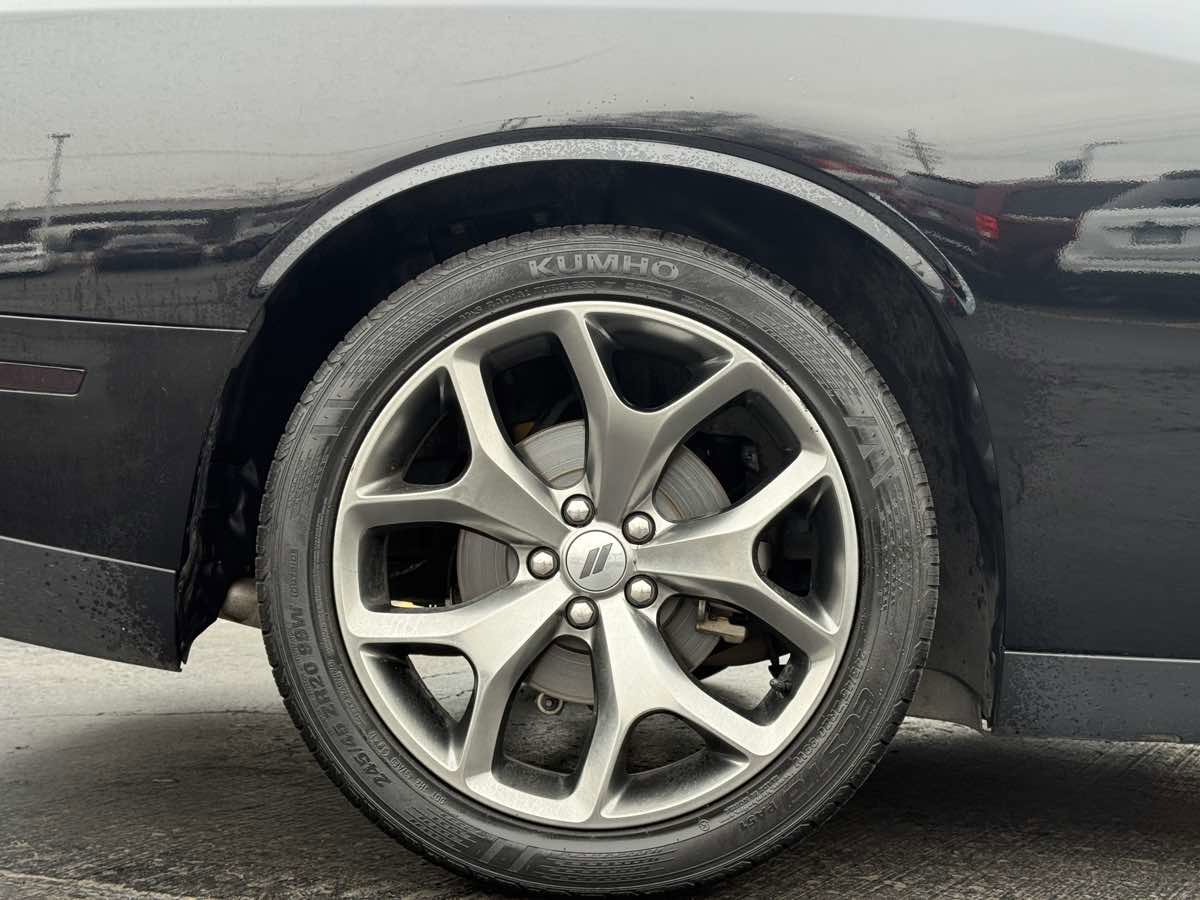 Used 2017 Dodge Challenger SXT Plus image 13