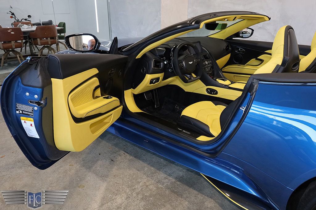 Used 2023 Aston Martin DBS Superleggera Volante image 23