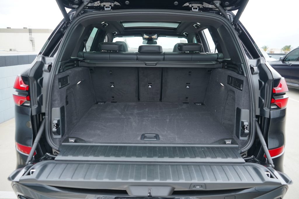 New 2026 BMW X5 xDrive40i w/ M Sport Package image 19