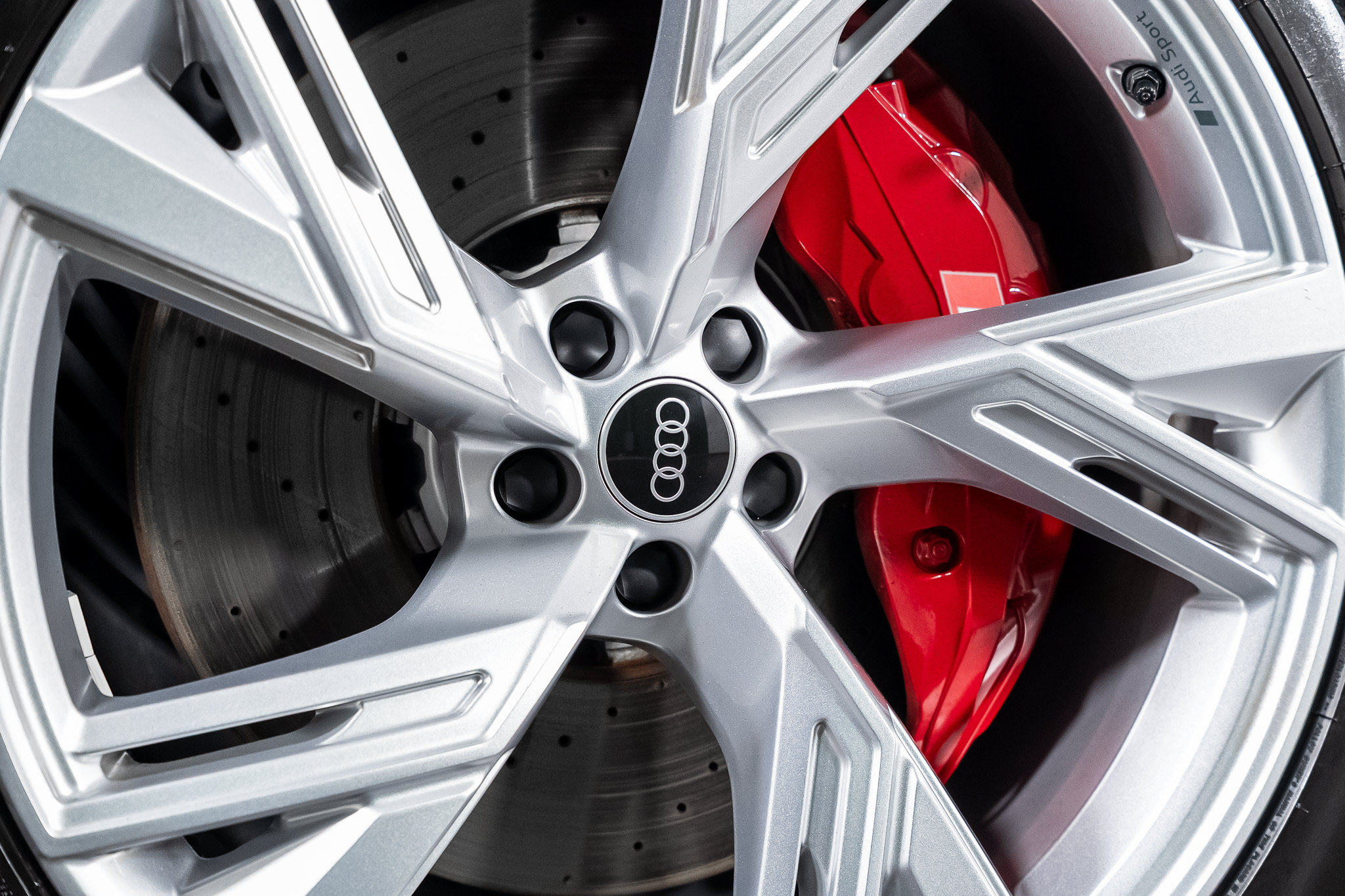 Used 2024 Audi RS Q8 AWD/4WD image 17