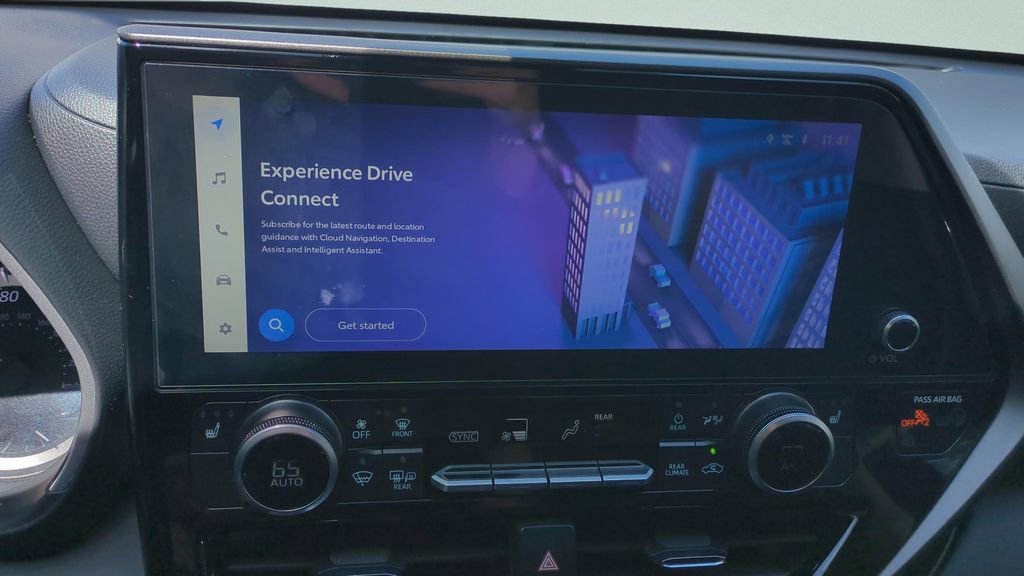 Certified 2026 Toyota Highlander XLE image 19