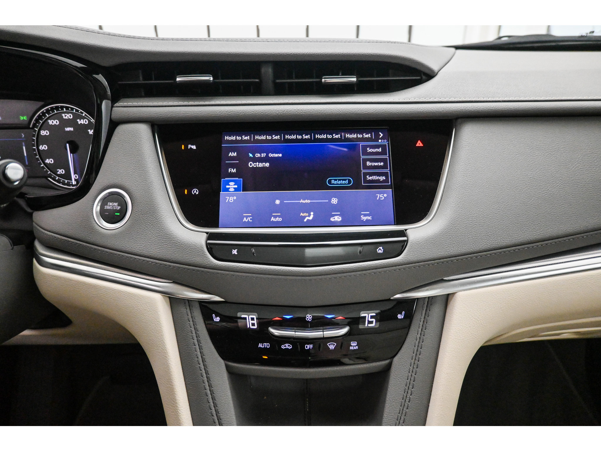 Used 2024 Cadillac XT5 Premium Luxury AWD/4WD image 16