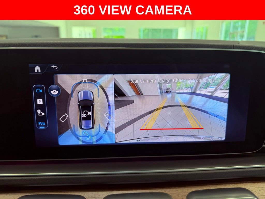 Used 2025 Mercedes-Benz GLS 450 4MATIC image 9