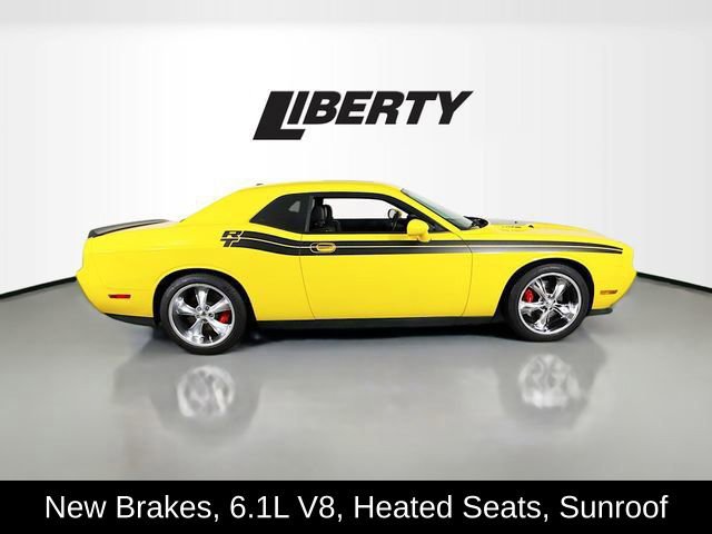 Used 2010 Dodge Challenger SRT8 w/ Special Edition Group image 8