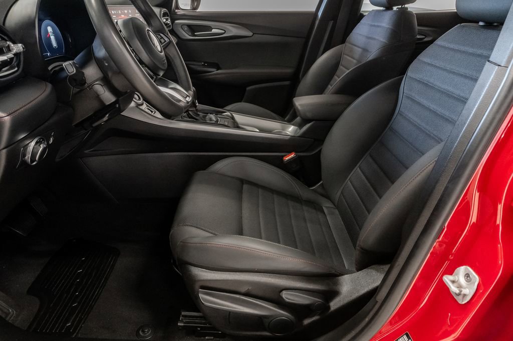 Used 2024 Dodge Hornet GT image 11