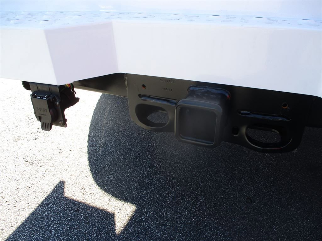 New 2026 Ford F250 XL w/ XL Chrome Package image 4