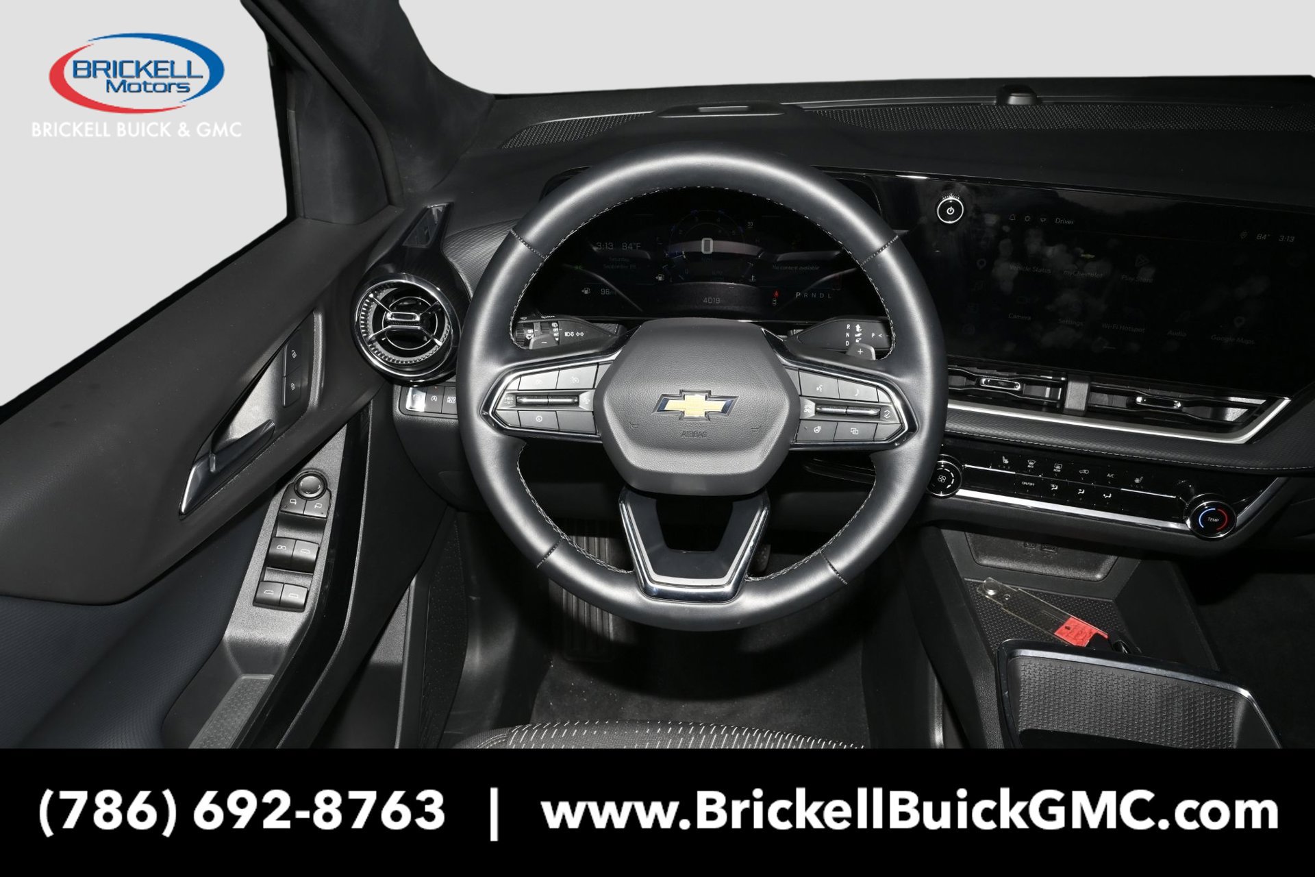 Used 2026 Chevrolet Equinox LT w/ Safety and Technology Package FWD image 16