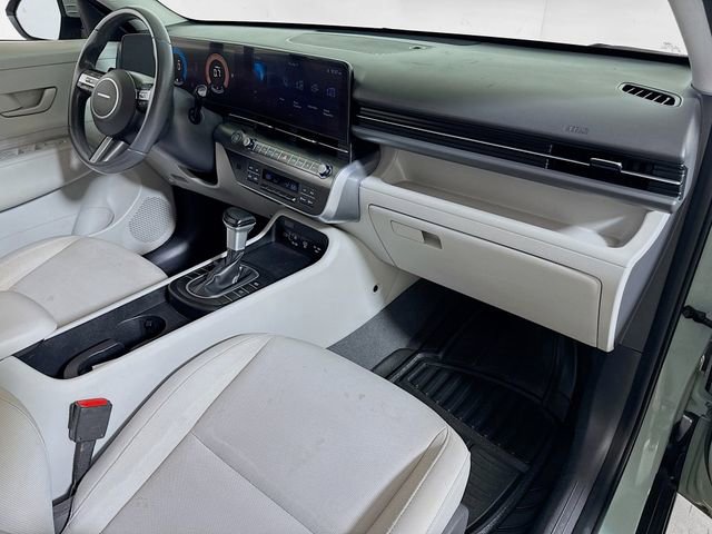 Used 2025 Hyundai Kona SEL FWD image 24